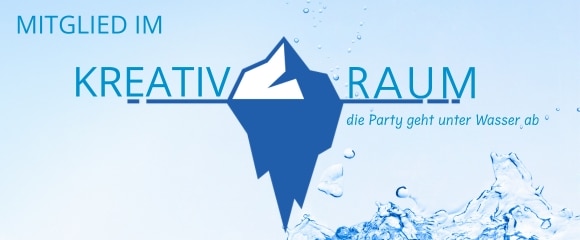 In blau gehaltenes Logo des Kreativraum, zeigt einen Eisberg, dessen Teil unter Wasser größer ist als die Spitze